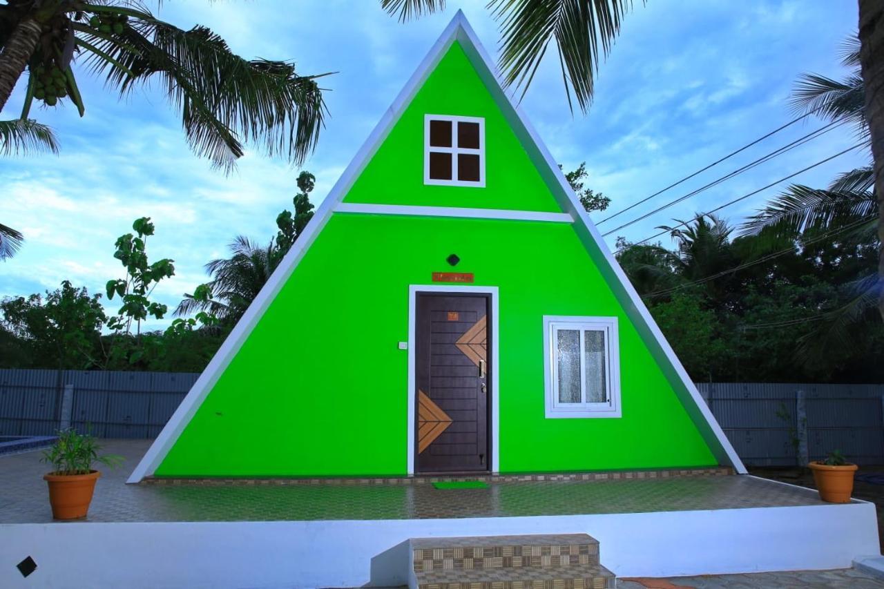 Greenleaf Resorts And Restaurant ราเมศวาราม ภายนอก รูปภาพ